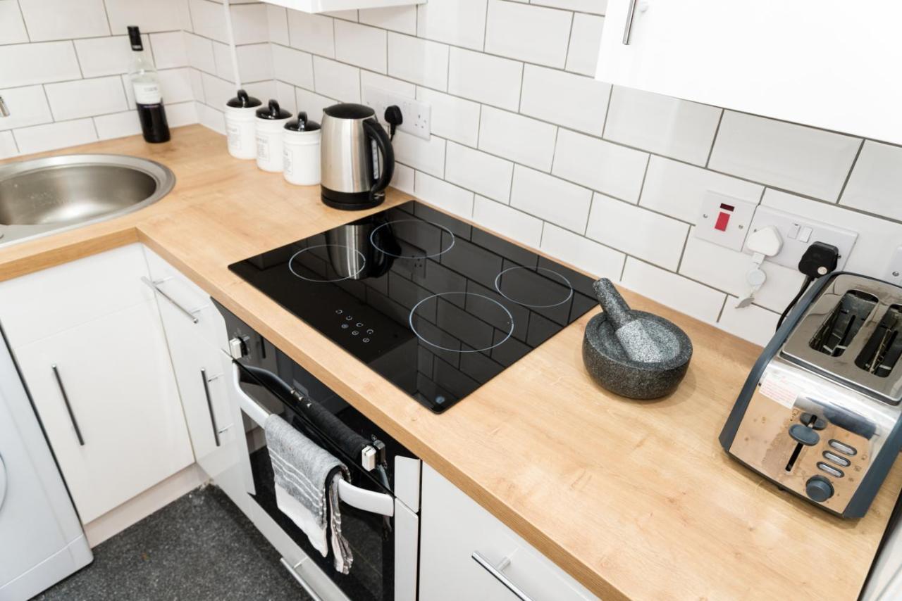 Stylish 2 Bedroom, City Centre Apartment Aberdeen Dış mekan fotoğraf